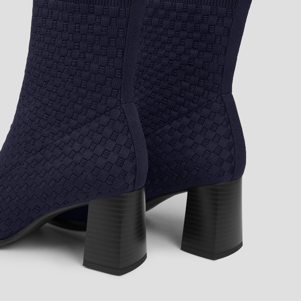 Vivaia Thalita Round-Toe Water-Repellent Heeled Boots in Black Jacquard Size 9 - Picture 4 of 16